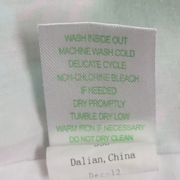 Lilly Pulitzer Green and Pink Sleeveless Girls Dress. - Picture 8 of 12